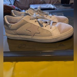 Vintage havana sneakers